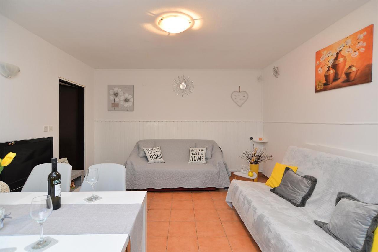 Apartment Dulijana 2042 PUY Exterior foto